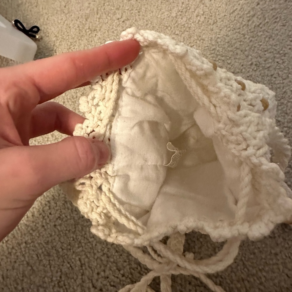 Adorable Woven Beaded Bag - Picture 7 of 14